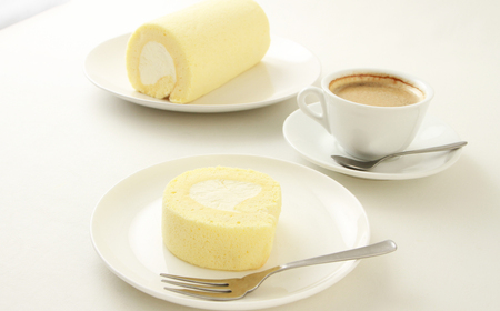 うずらdeルーロー ロールケーキ | スイーツ ロールケーキ うずらの卵