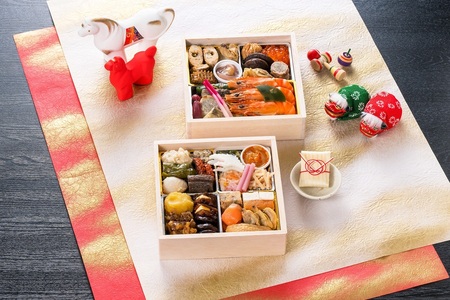 飯能会席 清河園・蜻蛉亭 謹製おせち料理(１～2人前) 加工食品 HNNAX005