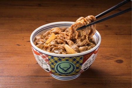 【定期便_30食 6ヶ月】吉野家 冷凍 牛丼の具 (計180食) 牛丼