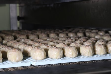 冠生園」の海老ともち豚焼売 60個（15個入×4パック） | 埼玉県加須市