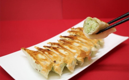 餃子の店 久 手作り冷凍餃子 50個 (23g×10個入り 5パック) 餃子 ぎょうざ 手作り おかず おつまみ 冷凍 食品 関東 F5K-024