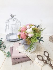 AJ052-2 プリザーブドフラワーアレンジ【プリモ】 春日部市 シュガーパイン