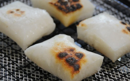 太郎兵衛（たろうべえ）もち ／ 餅 モチ お餅 おもち のしもち のし餅 正月 お正月 越谷伝統 伝統的 コシが強い 粘り 独特の風味 丁寧 手作り 保存料不使用 越谷市産 特産 埼玉県 No.142