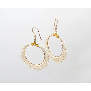 淡水パールのピアス【配送不可地域：沖縄県】【1639175】