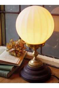 職人が1つ1つ丁寧に手作り！アンティーク調テーブルランプＤ