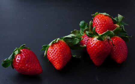 いちご 【第3回全国 いちご選手権 入賞】あまりん 280g×4パック | いちご イチゴ いちご いちご いちご 松本農園