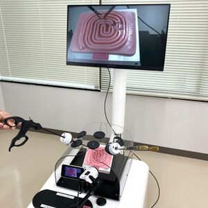 腹腔鏡手術トレーニング用ボックス「GYNラパロトレーニングBOX」【1406077】 | 埼玉県八潮市 | ふるさと納税サイト「ふるなび」