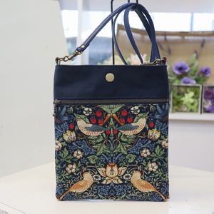 スマホが入る少し大きいポシェット（青×濃紺）