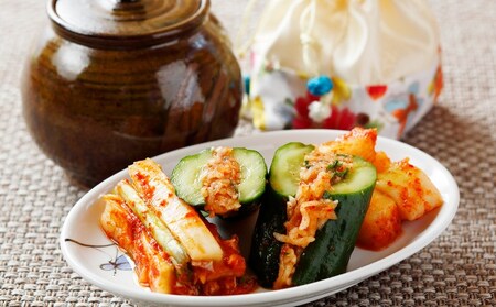 妻家房『高麗王キムチ』3種盛り合わせ カクテキ 白菜キムチ