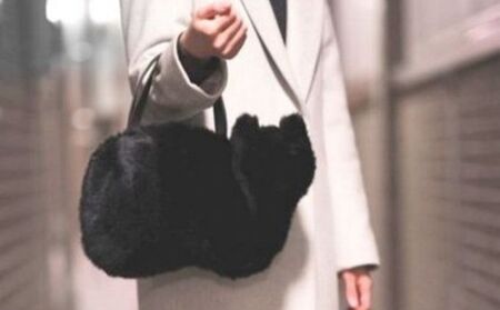 ネコ型帆布トートバッグ　黒猫 ファッション かばん 国産 生地 厚手 ポケット 