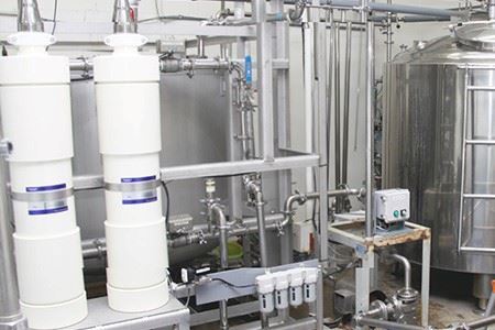 　【定期便】秩父の天然水 2L×20本×6回（2ヶ月に1回）【1年保存可 水 天然水 備蓄水 おいしい水 ミネラルウォーター 】