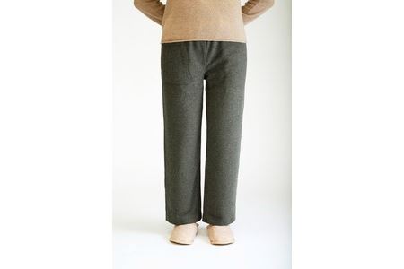 メリノン「リラックスパンツ」 Mサイズ／グレー 10,920円