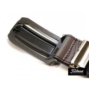 タイトリスト　ツアーバックルベルト　チャコール　紳士用【TAABT231】【1416082】