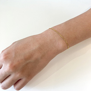 純金 シングル 喜平 18cmブレスレット純金 金 貴金属 ネックレス 装飾 希少 高級 記念 金属