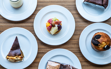 おしゃれなカフェランチ&手づくりスイーツ お食事ご利用券3万円【 お食事券 チケット 家族 友人 休日 カップル カフェ ランチ 洋食 スイーツ 犬同伴 】