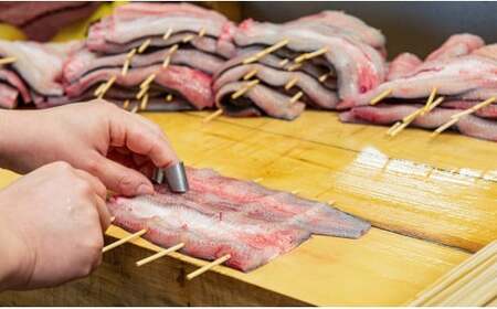 国産うなぎ蒲焼き タレ・山椒付き 4枚