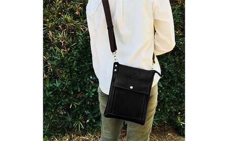 牛革 ショルダーバッグ (ブラック)【ショルダー】チャガマ