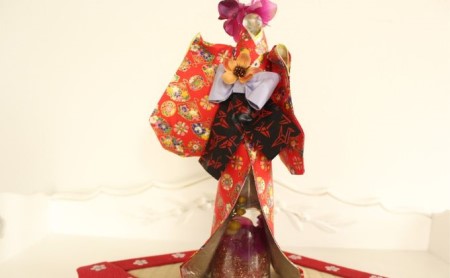 宮様人形 赤と白の着物 伝統工芸 状態よい 宮様人形 赤と白の着物 伝統工芸 状態よい | 市松人形