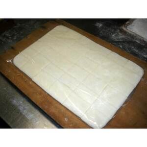 つきたてをその日のうちに出荷!大こくや自慢の杵つきのし餅(2kg)【配送不可地域：離島・北海道・沖縄県・東北・中国・四国・九州】【1496312】