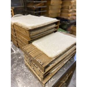 つきたてをその日のうちに出荷!大こくや自慢の杵つきのし餅(2kg)【配送不可地域：離島・北海道・沖縄県・東北・中国・四国・九州】【1496312】