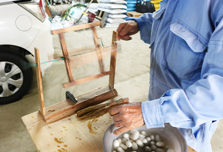 【繭灯り夢工房】シルクと押し花のランプシェードづくり体験　[0027-0007]