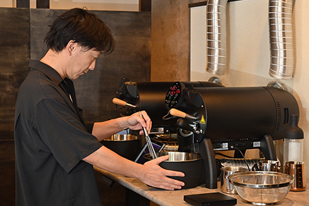 【豆／中煎り】自家焙煎コーヒー おまかせブレンド1種 200g／3110 COFFEE LABORATORY