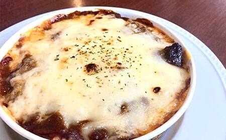 【期間限定！寄附額改定↓！】北海道産ビーフのドリア 3個 フレンチシェフ が作る ビーフ ドリア おかず 冷凍 フレンチ 牛肉 北海道 ハヤシソース チーズ F4F-3270