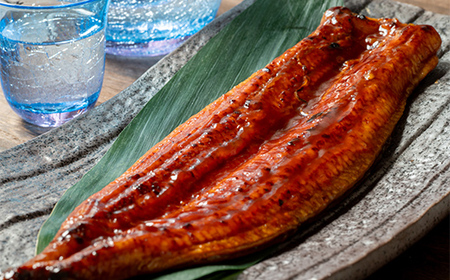 【期間限定！寄附額改定↓！】ふっくら香ばしい うなぎ蒲焼 200g×3尾セット 北海道釧路の地酒「福司（ふくつかさ）」仕込み 職人 手焼き 真空 冷凍 北海道 ウナギ 鰻 かばやき F4F-9216