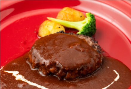 【期間限定！寄附額改定↓！】釧路生まれ、釧路育ちのオーガニックビーフ 生ハンバーグ120g×4枚 ふるさと納税 肉 F4F-3373