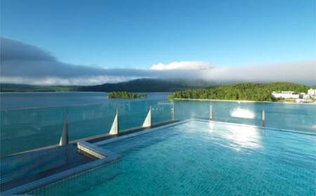 【期間限定！寄附額改定↓！】あかん遊久の里鶴雅 レラの館 2名様1室ご利用 1泊2食付き 鶴雅 宿泊券 旅行 北海道 温泉 観光 阿寒 釧路市 旅行 ホテル 旅館 クーポン チケット 予約 父の日 母の日 F4F-2099