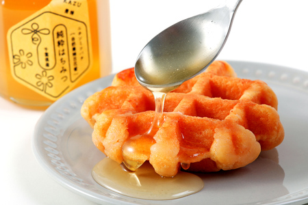 里の恵み 日本ミツバチの生はちみつ《たれ蜜》計280g (140g×2瓶)｜純粋