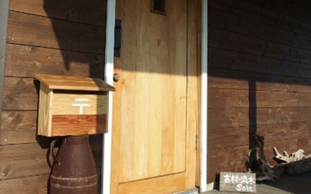 木製ポスト mi0025-0002