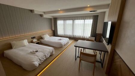 愛犬と泊まれるホテル Luana Hasunuma HOTEL&CAFE 1泊朝食付宿泊プラン（1～2頭･1名様）／ホテル 宿泊 カフェ  愛犬と一緒に泊まれる ペットと泊まれる宿 ドッグラン 愛犬 犬 小型犬 中型犬 自然 蓮沼海岸 千葉県 千葉県山武市 SMCD002