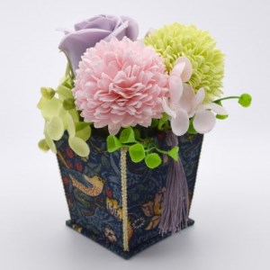 カルトナージュ花器の仏花アレンジと写真たて(BEST OF MORRIS)_雑貨   _【1395496】