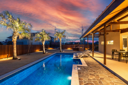 オーシャンリゾートmoe-luana　１日１組１棟貸し切り　６名様　宿泊券