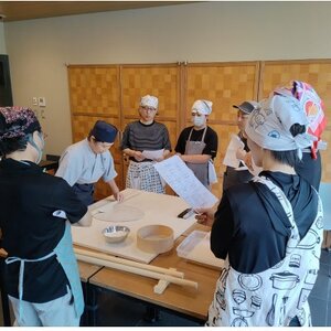 江戸そばの街・神田で「そば打ち体験」チケット(1名様分)【1540578】