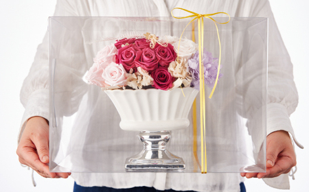 上品かつエレガント、上質なバラをまとめたプリザーブドフラワーアレンジメント「フランボワーズ」_花・観葉植物 造花・プリザーブドフラワー 花 _【1578569】