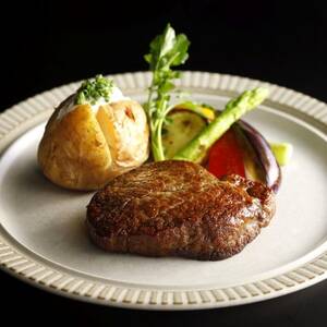 ホテルニューオータニ リブルーム 食事ご利用券《30,000円分》【1702730】