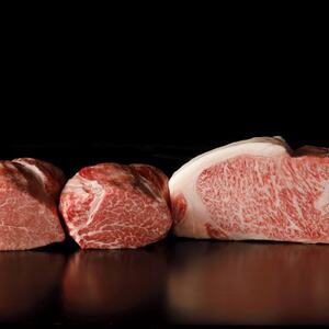 ホテルニューオータニ リブルーム 食事ご利用券《30,000円分》【1702730】