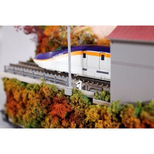 鉄道模型 走る情景(ジオラマ)シリーズ《E8新幹線》 0055-011-S07