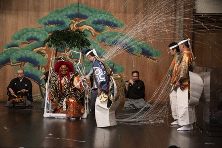 観世九皐会定例公演（正面席チケット×２名様分） 0071-001-S05