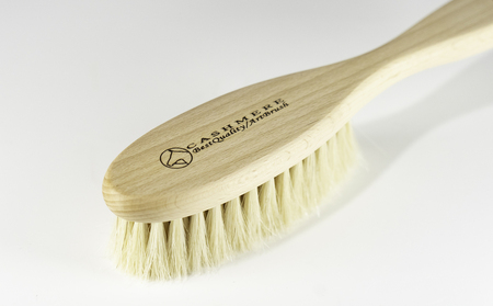 【浅草アートブラシ】カシミヤ用洋服ブラシ「オーバル」(桐箱入り)