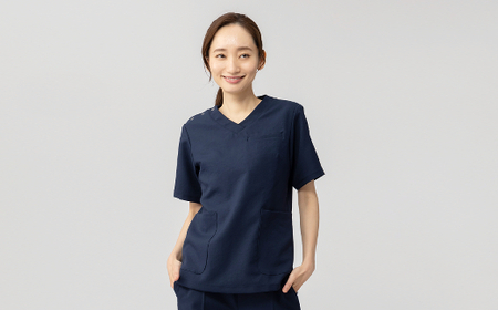 レピウスの白衣 【レディース】スクラブ リンクル / ネーム刺繍付き (カラー：ネイビー、サイズ：L)_0113-019-T05-3-4