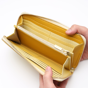 イロドリ ラウンド ロング ウォレット (カラー：フクハル)