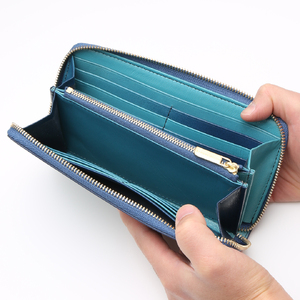 イロドリ ラウンド ロング ウォレット (カラー:ソウカイ)