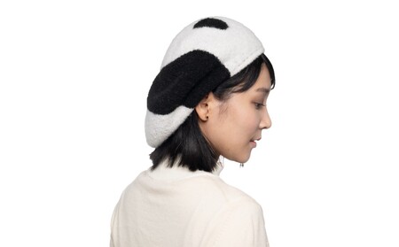 パンダモチーフニットベレー帽 (カラー：オフホワイト)