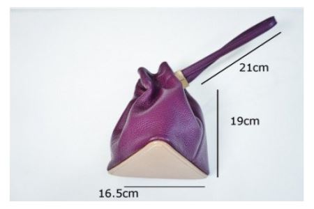 革靴の製法で作る巾着バック(バック底：三角、カラー：ライトブルー)