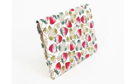 ケース パーソナルホルダー いちご 文庫屋大関 ポーチ 通帳ケース 通帳入れ カードケース パスケース 通帳 お薬手帳 収納ポーチ 保管ケース 本革 革 皮革 雑貨 おしゃれ 日本製 東京