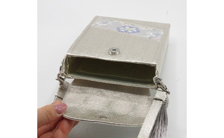 ポーチ 珠陽工芸スマホポーチ 正絹風景 スマホポーチ スマホケース 小物入れ カードケース ポケット付き 刺繍 刺しゅう ファッション 雑貨 東京 A柄（緑系）