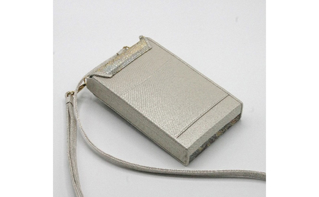 ポーチ 珠陽工芸スマホポーチ 正絹風景 スマホポーチ スマホケース 小物入れ カードケース ポケット付き 刺繍 刺しゅう ファッション 雑貨 東京 A柄（緑系）